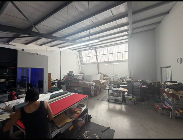 287M² WAREHOUSE TO LET IN FIRGROVE